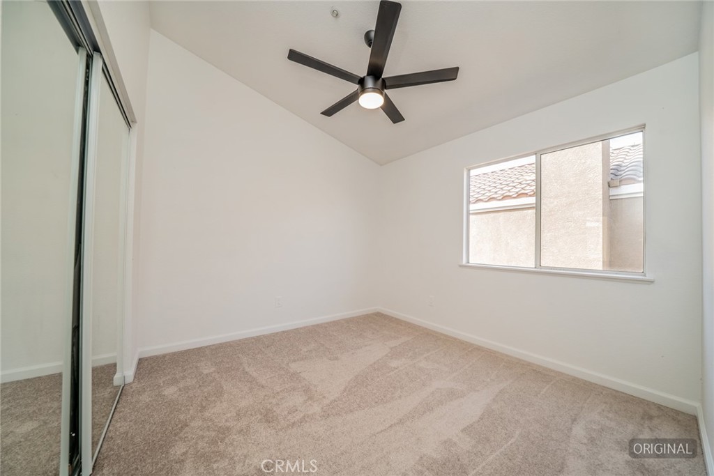 15849 Firethorn Road Fontana, CA 92337 - Photo 27 of 40