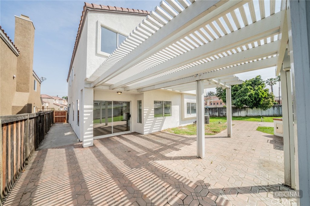 15849 Firethorn Road Fontana, CA 92337 - Photo 33 of 40