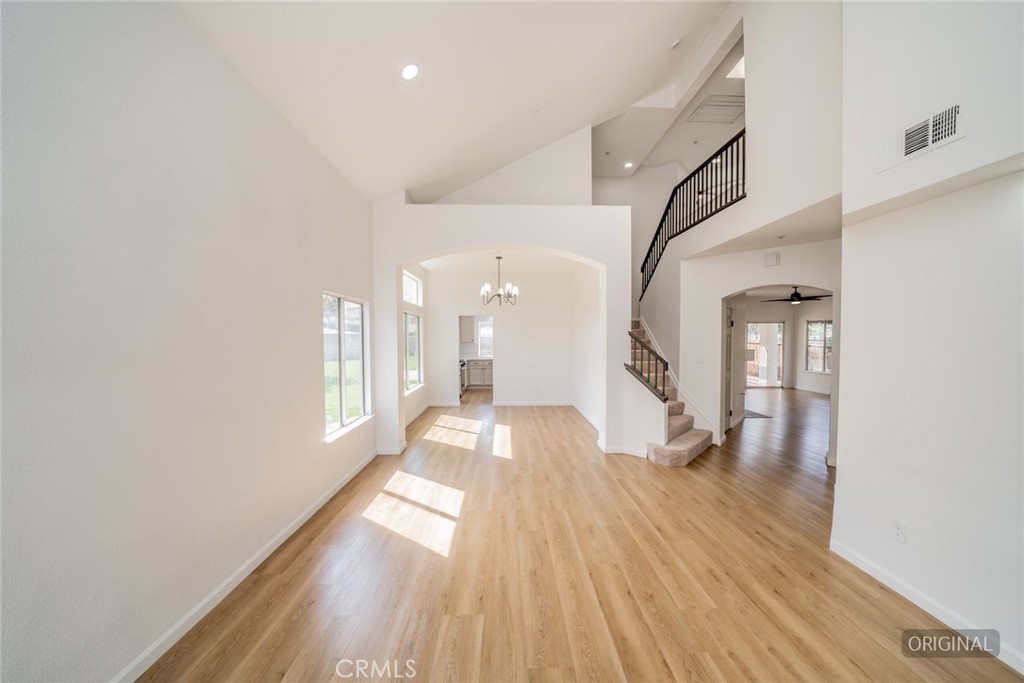 15849 Firethorn Road Fontana, CA 92337 - Photo 6 of 40