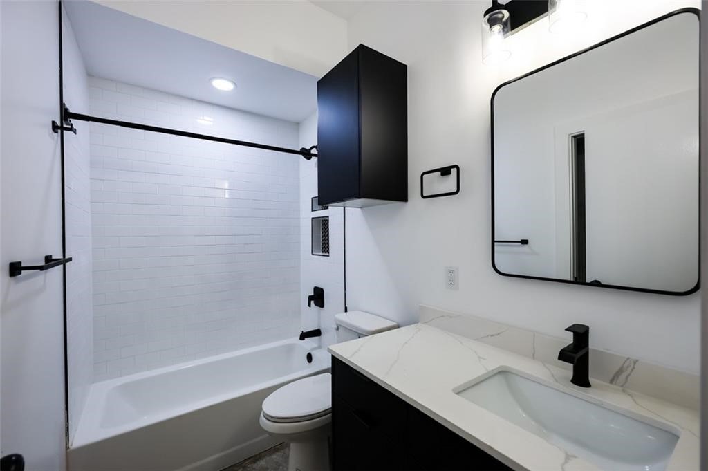 2718 Grace Street, Unit A B Corpus Christi, TX 78414 - Photo 14 of 21