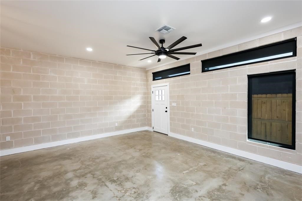 2718 Grace Street, Unit A B Corpus Christi, TX 78414 - Photo 17 of 21