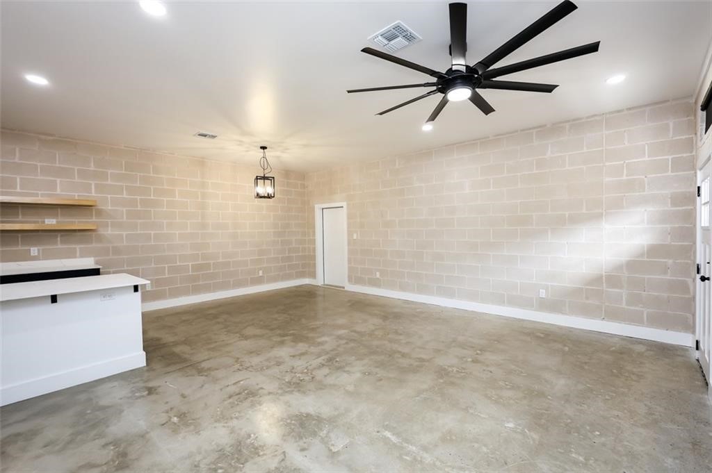 2718 Grace Street, Unit A B Corpus Christi, TX 78414 - Photo 3 of 21