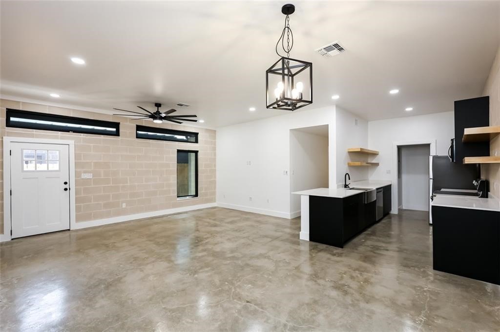 2718 Grace Street, Unit A B Corpus Christi, TX 78414 - Photo 5 of 21