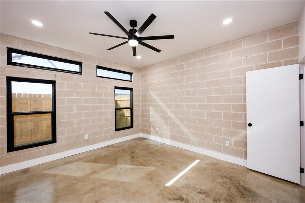 2718 Grace Street, Unit A B Corpus Christi, TX 78414 - Photo 10 of 21