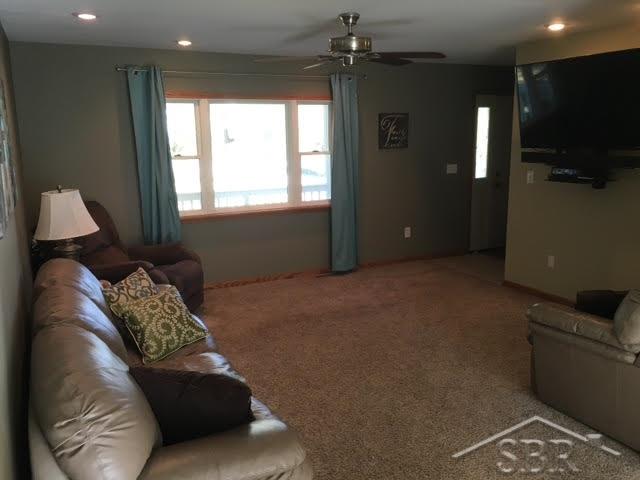 11615 West Freeland Road Freeland, MI 48623 - Photo 6 of 8 31268192-5.JPG