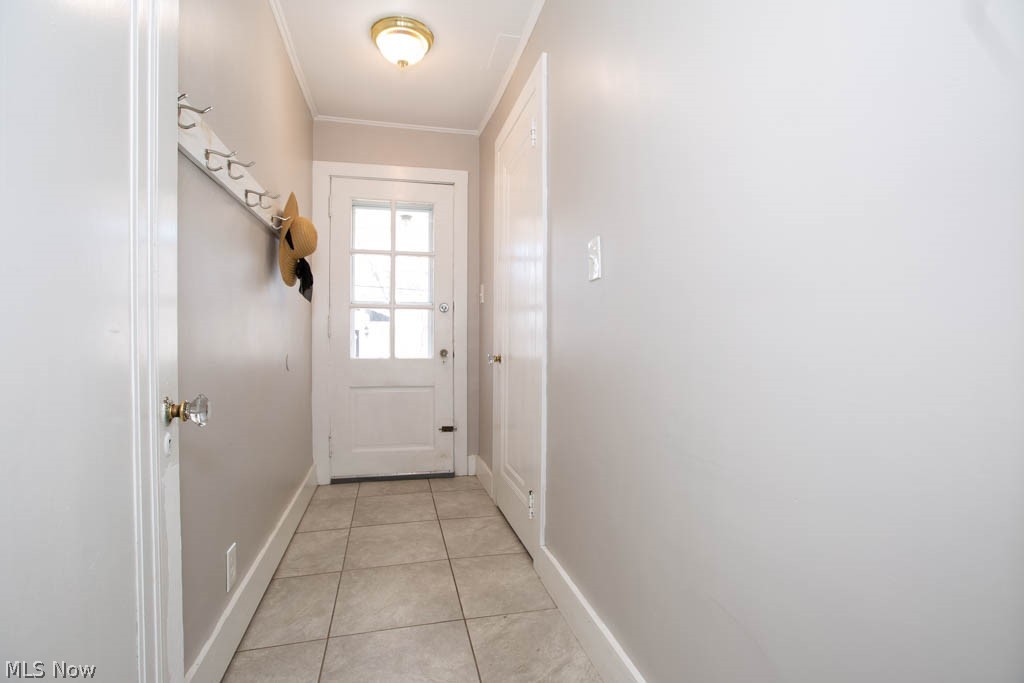 1063 Pembrook Road Cleveland Heights, OH 44121 - Photo 12 of 35