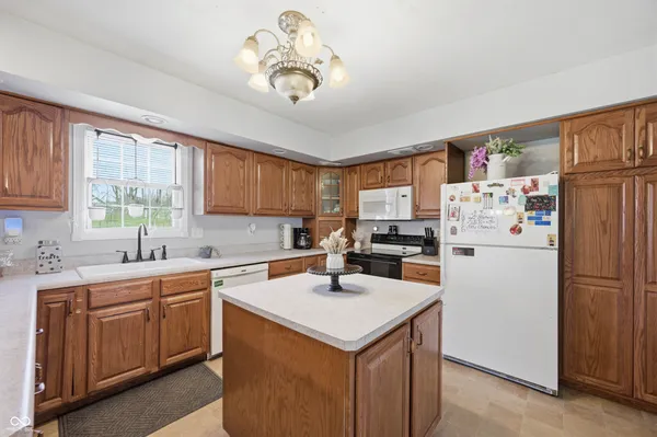 $339,900 | 106 North County Road 200 East, Connersville, IN 47331