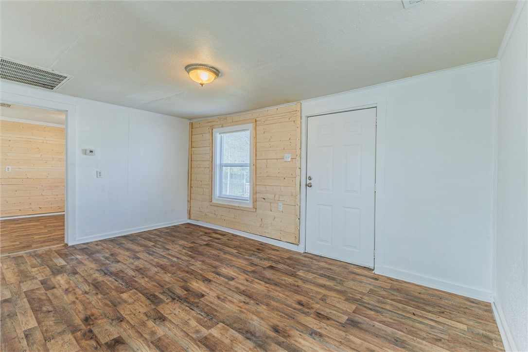 936 Martin Avenue Waco, TX 76706 - Photo 5 of 19