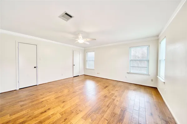 $2,600 | 7914 Candle Lane, Houston, TX 77071
