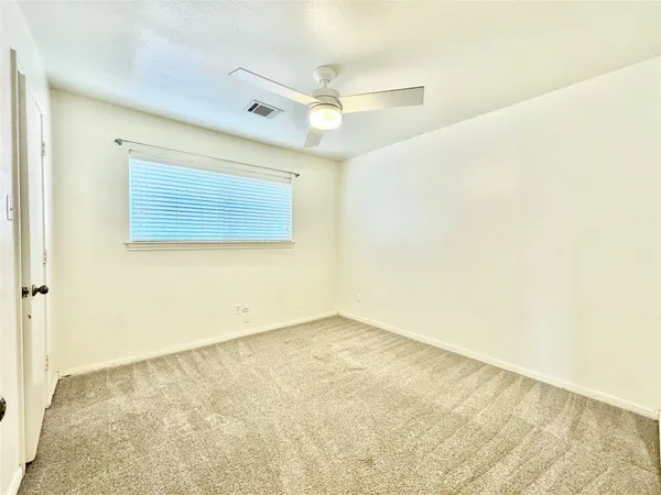 $2,600 | 7914 Candle Lane, Houston, TX 77071