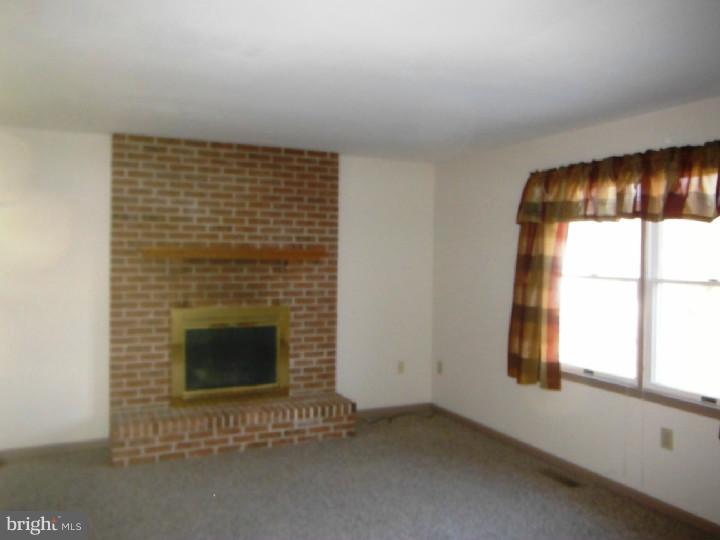 242 Sunrise Road Reading, PA 19606 - Photo 8 of 16 Gallery Image 8
