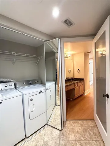 a view of utility room with washer and dryer