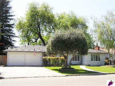 999 West Eymann Avenue Reedley, CA 93654 - Photo 1 of 31 Gallery Image 1