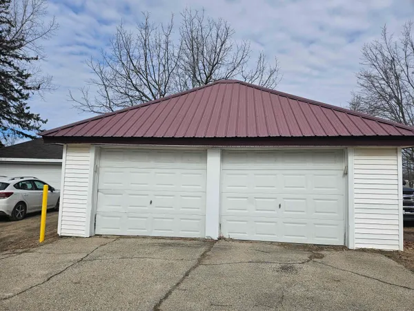 $199,900 | 133 West Main Street, Gillett, WI 54124