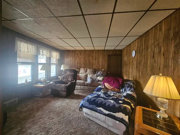 $199,900 | 133 West Main Street, Gillett, WI 54124