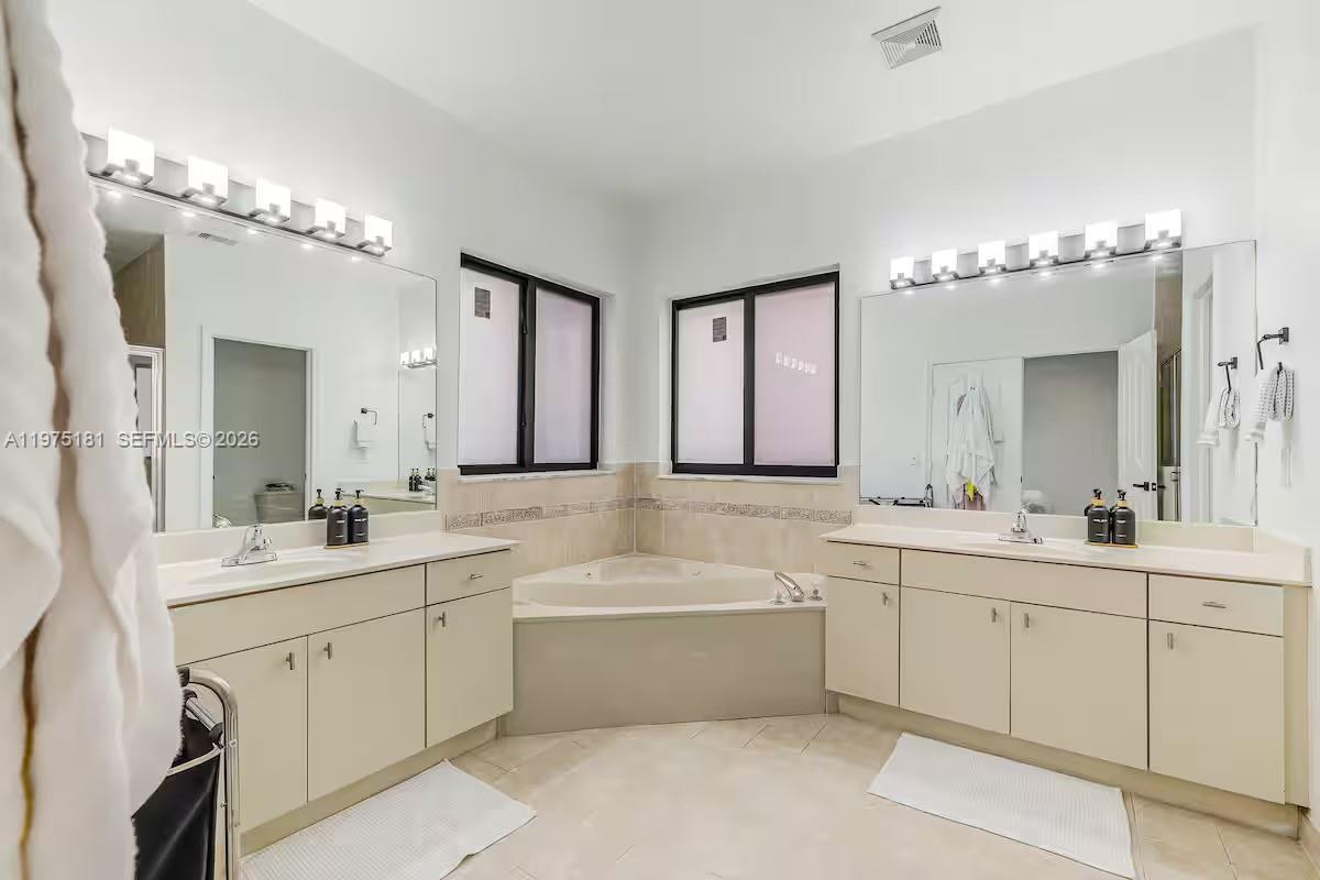 14551 Southwest 158th Court Miami, FL 33196 - Photo 18 of 37