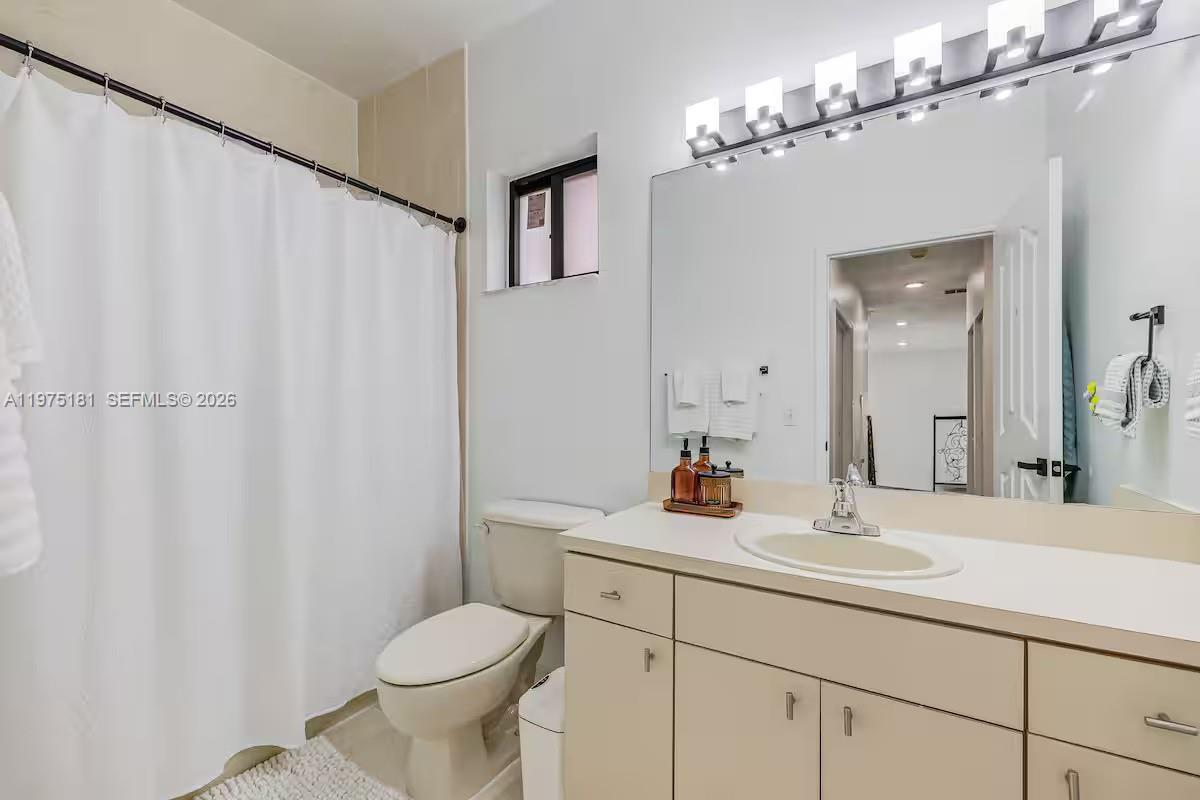 14551 Southwest 158th Court Miami, FL 33196 - Photo 19 of 37