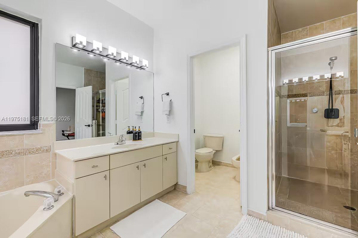 14551 Southwest 158th Court Miami, FL 33196 - Photo 20 of 37