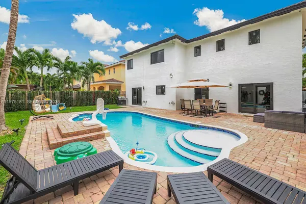 $955,000 | 14551 Southwest 158th Court, Miami, FL 33196