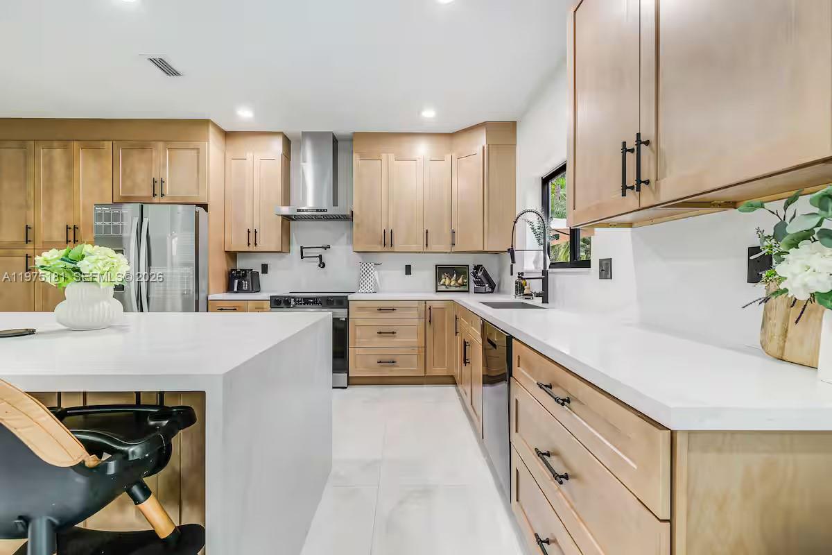 14551 Southwest 158th Court Miami, FL 33196 - Photo 10 of 37