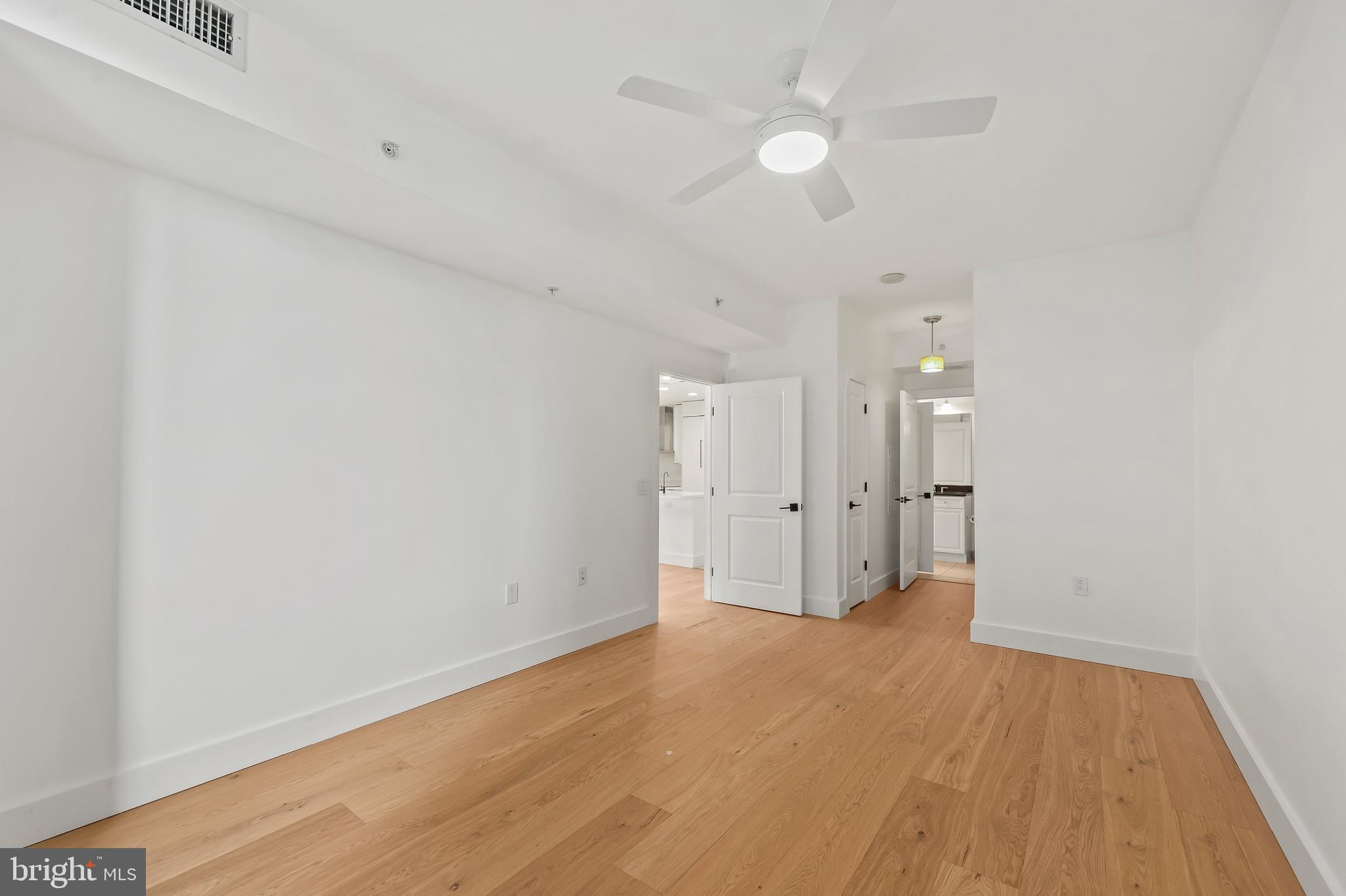 11990 Market Street, Unit 704 Reston, VA 20190 - Photo 23 of 41