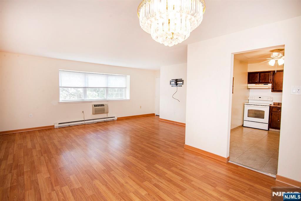 30 East Maple Street Teaneck, NJ 07666 - Photo 9 of 9