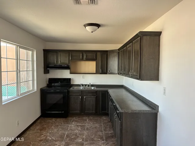 $280,000 | 15000 Arkmonk Avenue, El Paso, TX 79928
