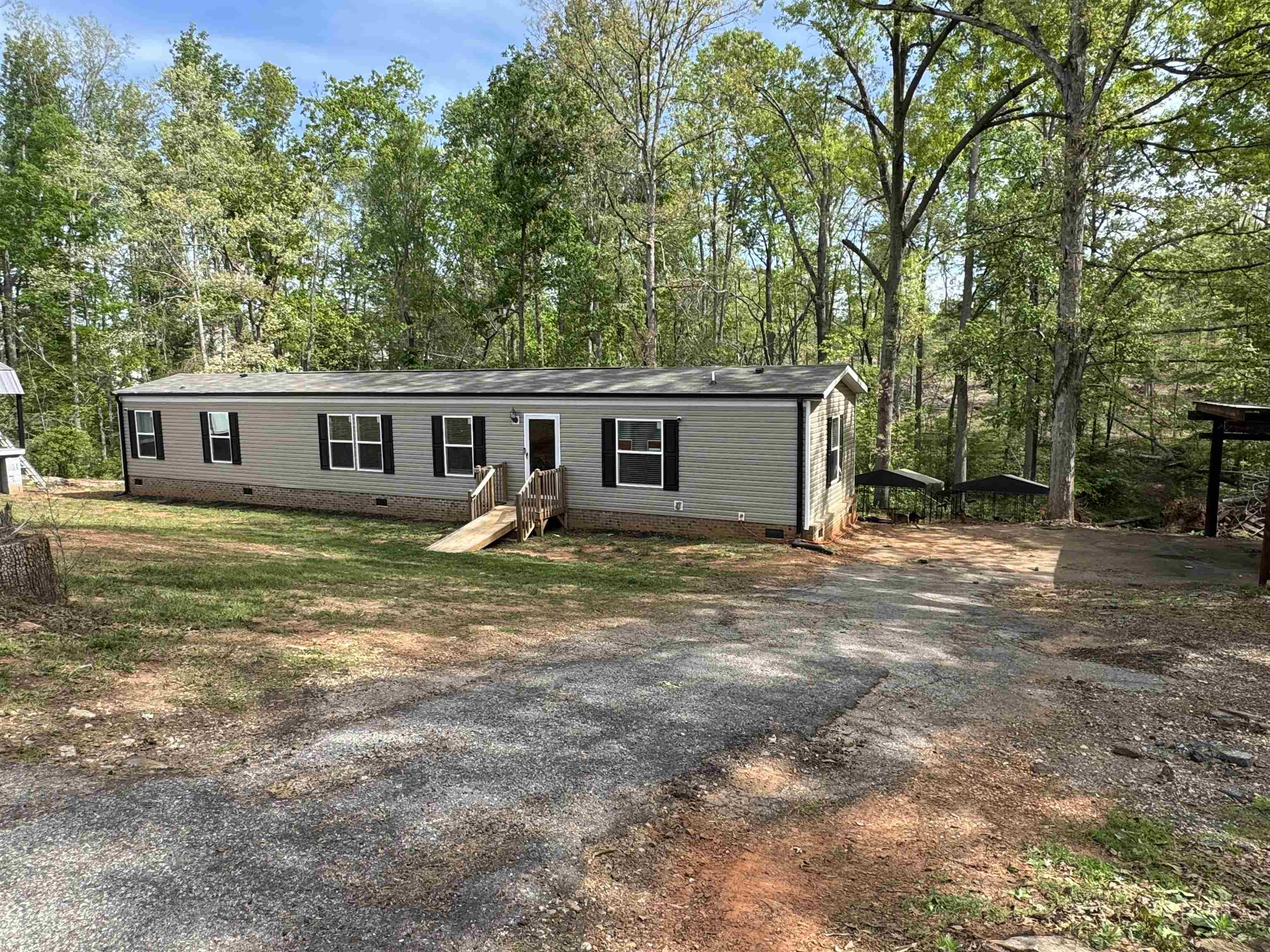 106 Buckingham Road Duncan, SC 29334 - Photo 1 of 21