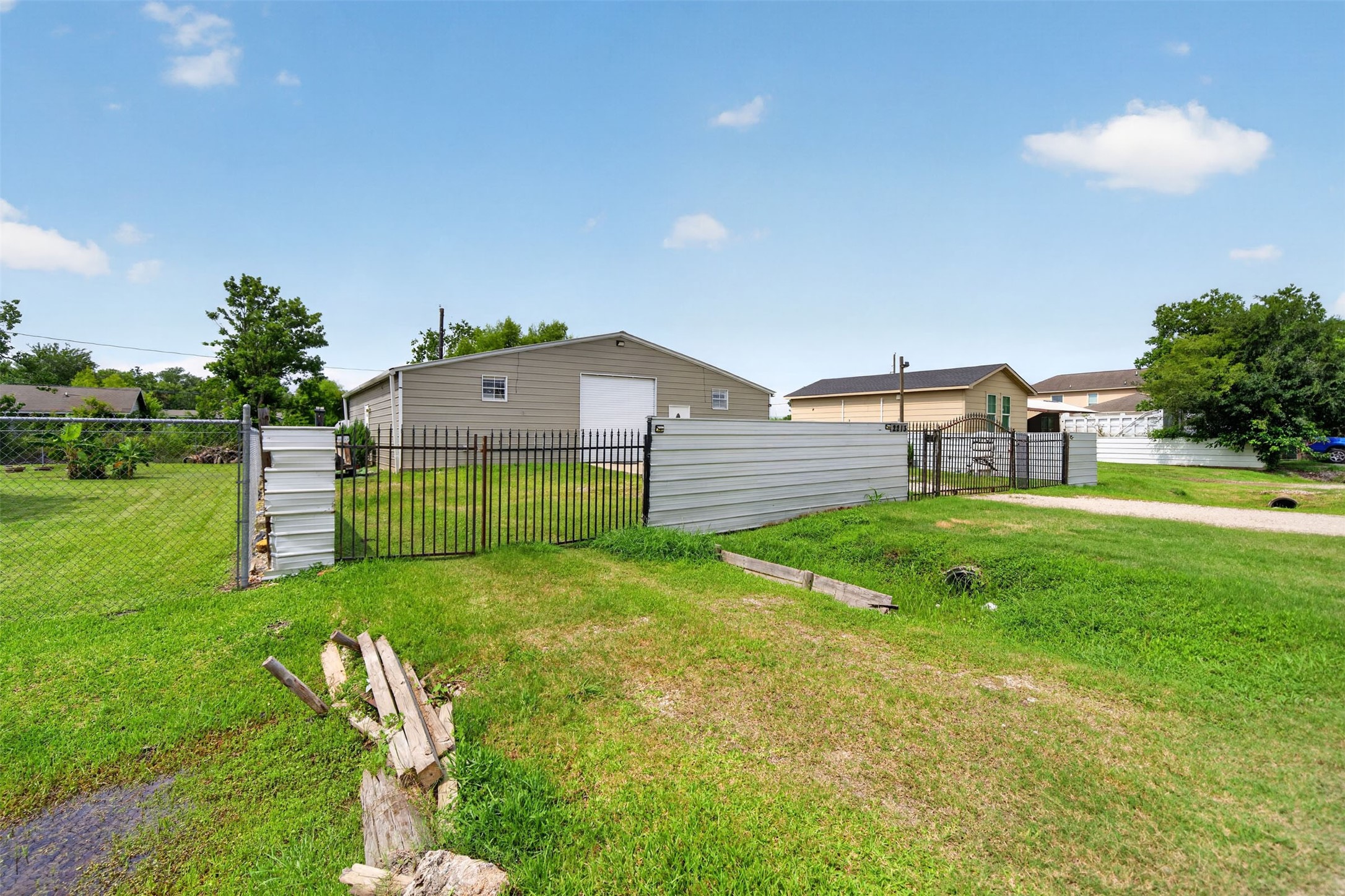 2213 Ellis Drive Rosharon, TX 77583 - Photo 30 of 40