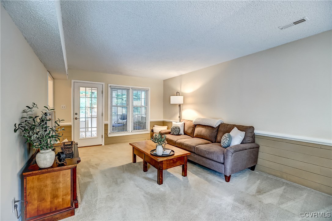 630 Clearlake Road Chesterfield, VA 23236 - Photo 5 of 40 Gallery Image 5