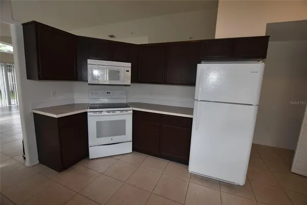 $2,100 | 3240 Brewster Drive, Kissimmee, FL 34743