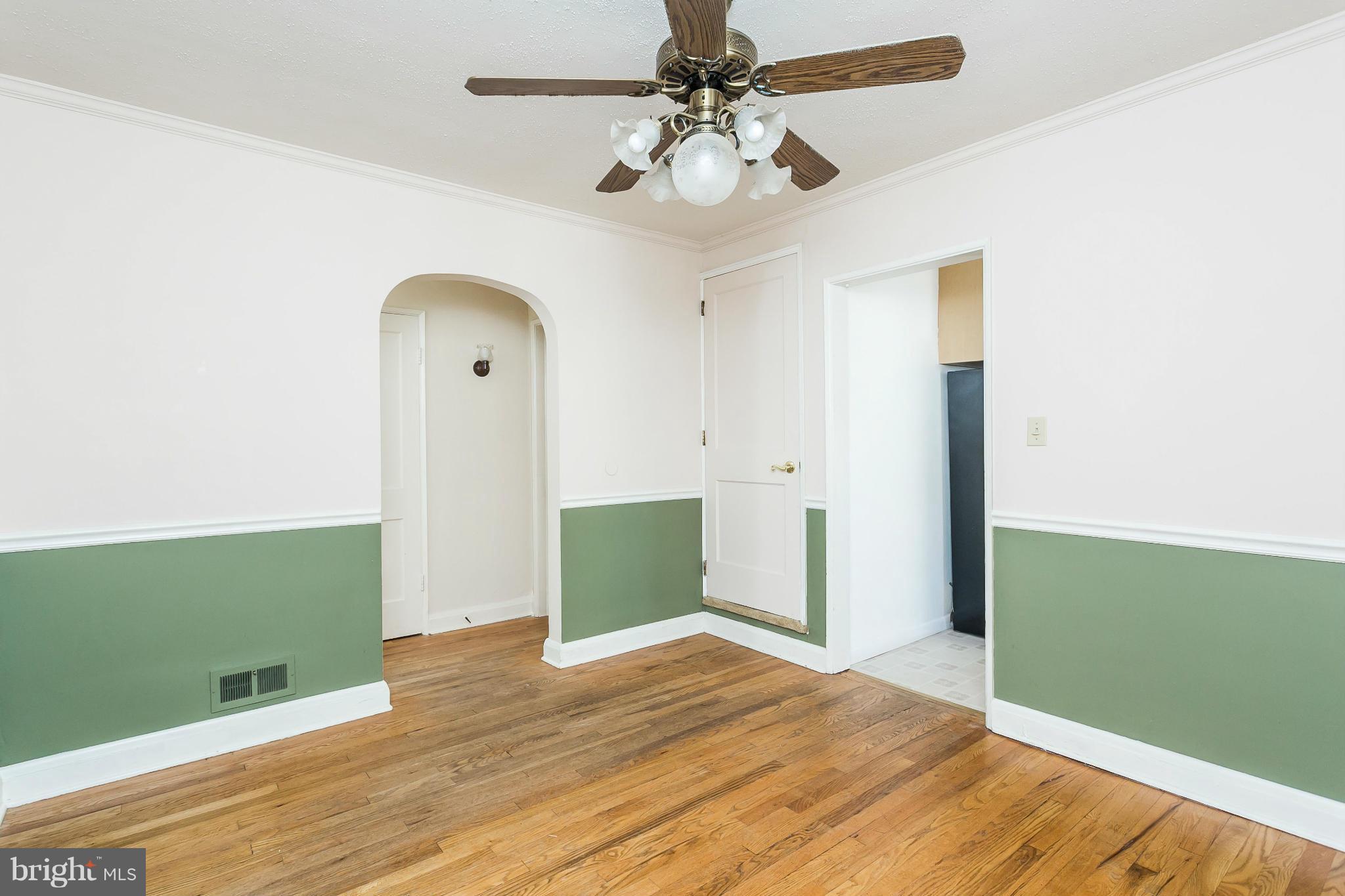 2513 Wycliffe Road Baltimore, MD 21234 - Photo 9 of 30 Dining Room