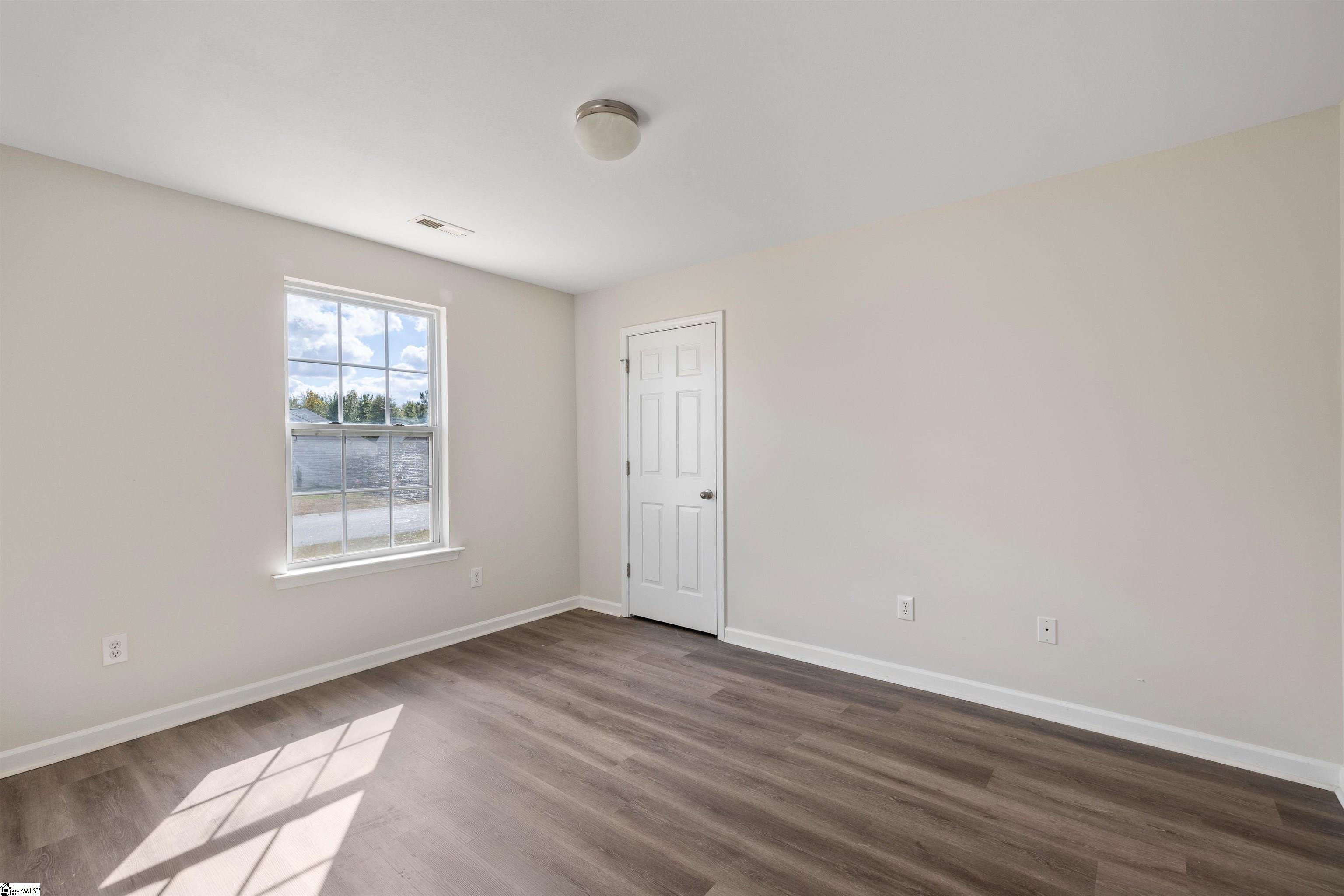 136 Strawberry Place Anderson, SC 29624 - Photo 13 of 30