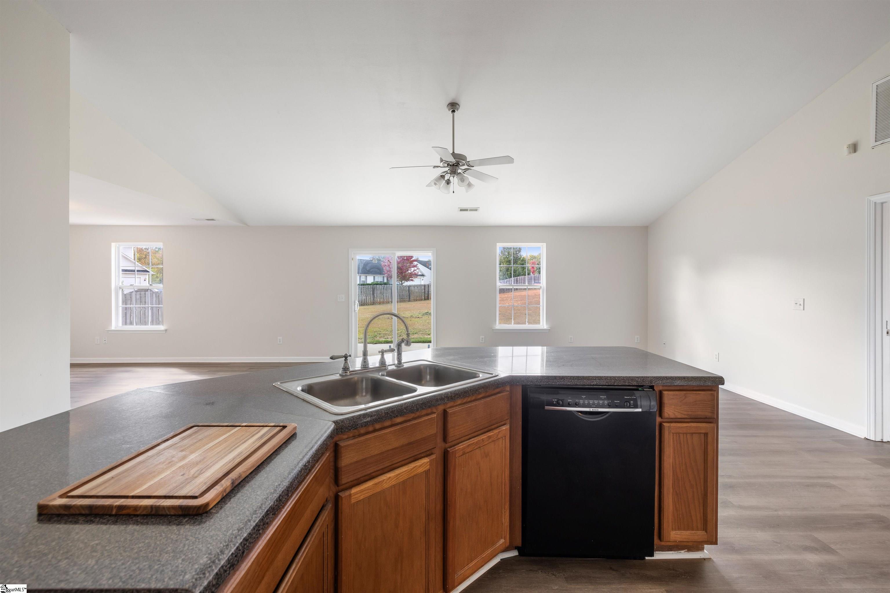 136 Strawberry Place Anderson, SC 29624 - Photo 23 of 30