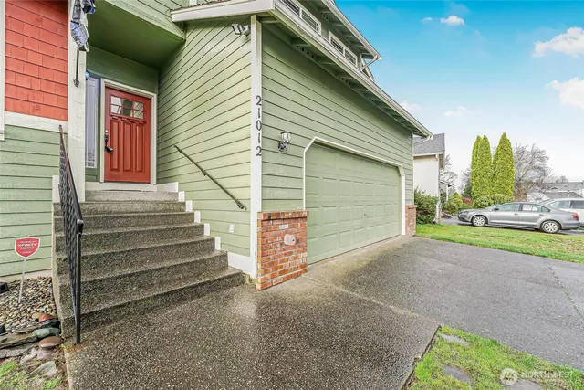 $640,000 | 21012 Springhaven Way East, Bonney Lake, WA 98391
