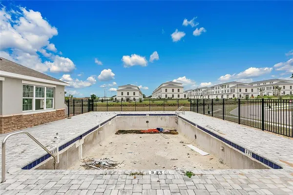 $2,500 | 262 Bella Prestwick Boulevard, Davenport, FL 33837