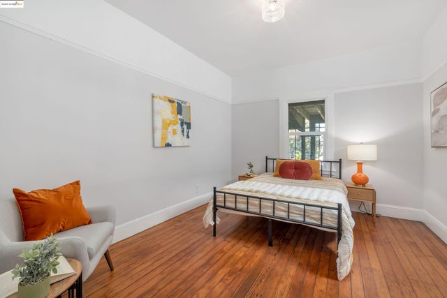 $1,200,000 | 243 Oakland Avenue, Oakland, CA 94611