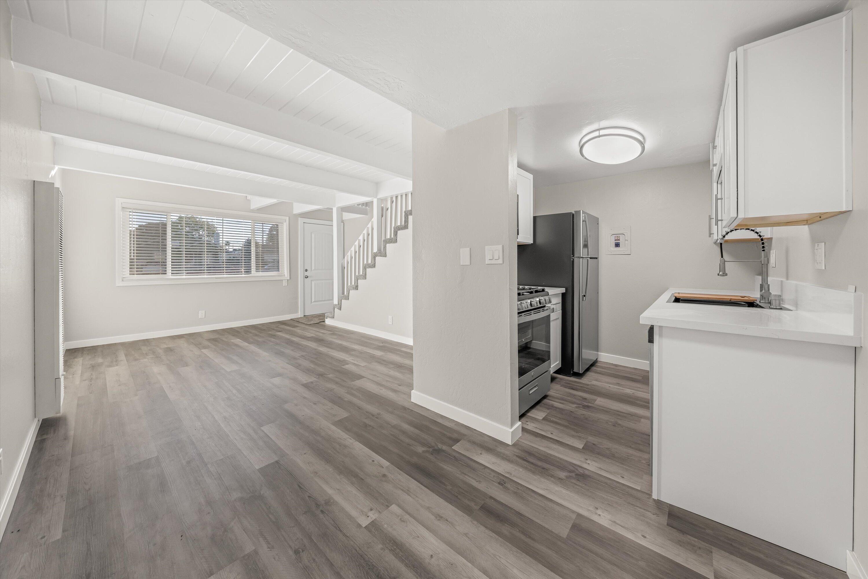 511 West Cook Street Santa Maria, CA 93458 - Photo 4 of 20 27-7L5A1049