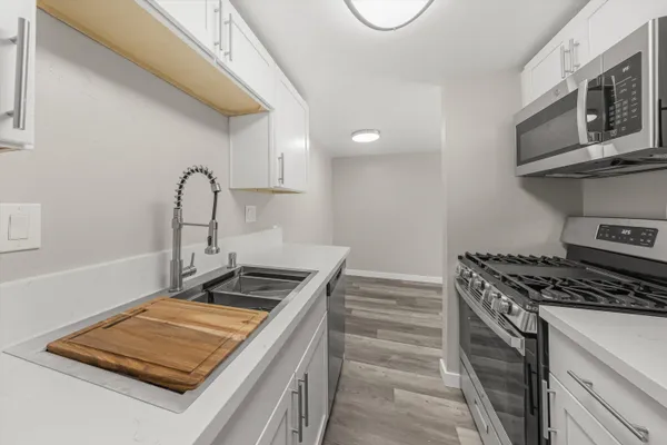 $3,200,000 | 511 West Cook Street, Santa Maria, CA 93458
