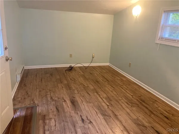 $1,200 | 313 High Street, Watertown, NY 13601