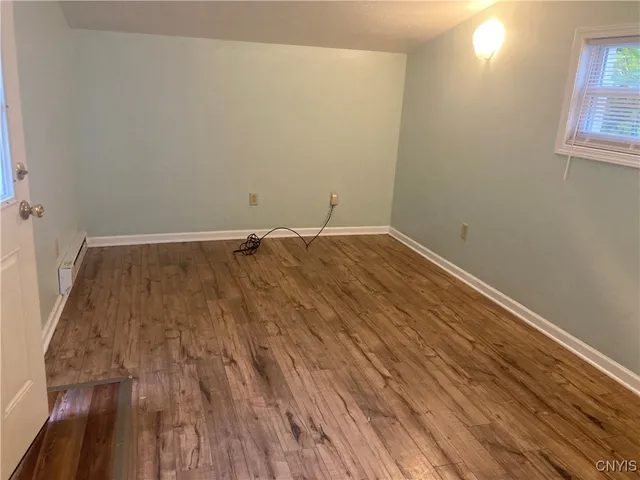 $1,200 | 313 High Street, Watertown, NY 13601