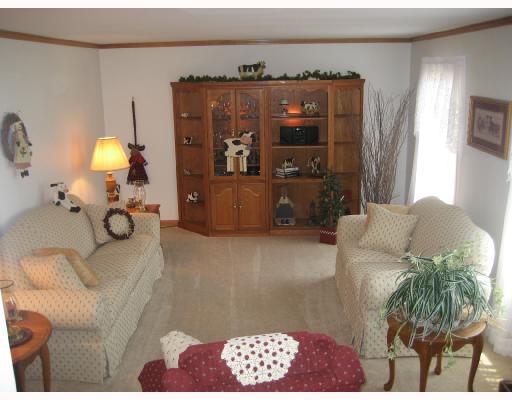 108 October Drive Butler, PA 16002 - Photo 2 of 8 Den/Family/Great Room.