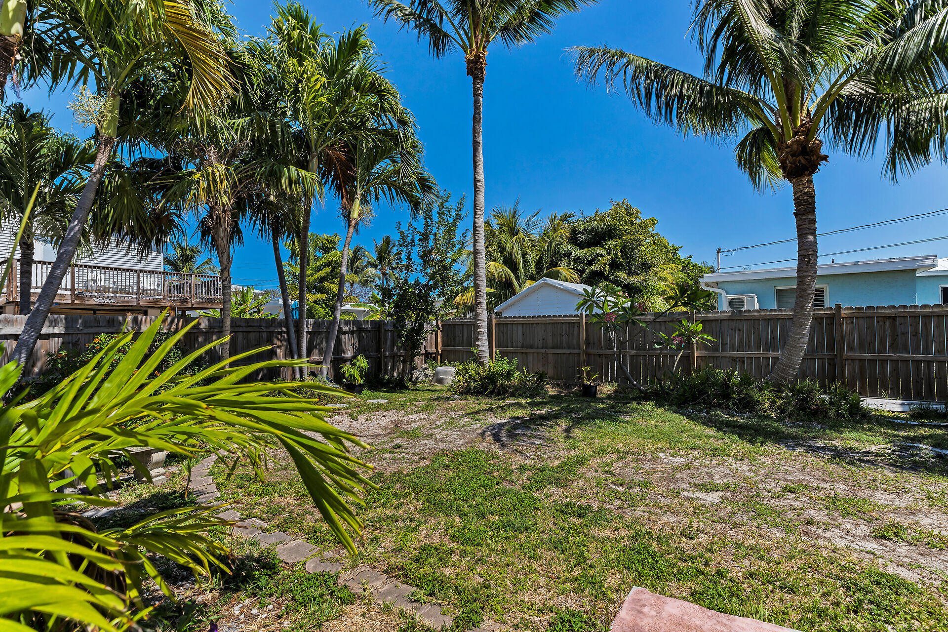 690 79th Street Marathon, FL 33050 - Photo 36 of 44 a view of a backyard