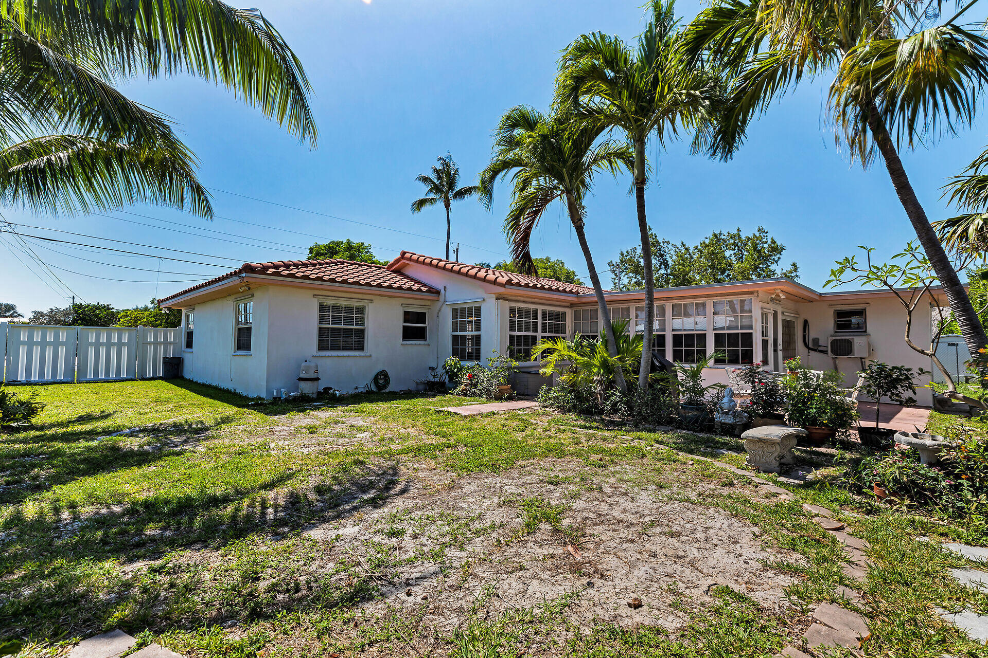 690 79th Street Marathon, FL 33050 - Photo 39 of 44 a view of a house with a yard