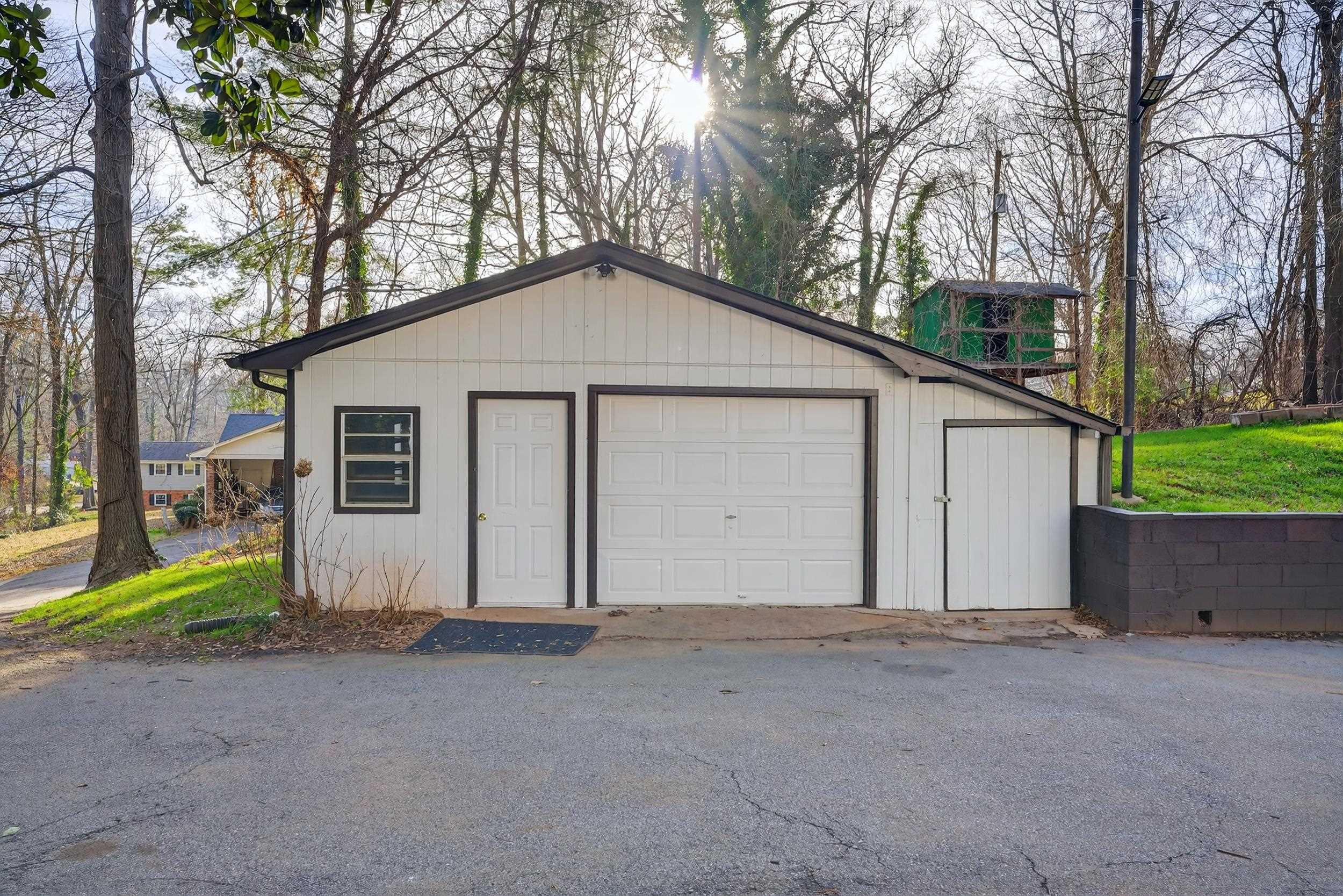 200 Tucker Road Spartanburg, SC 29306 - Photo 37 of 44