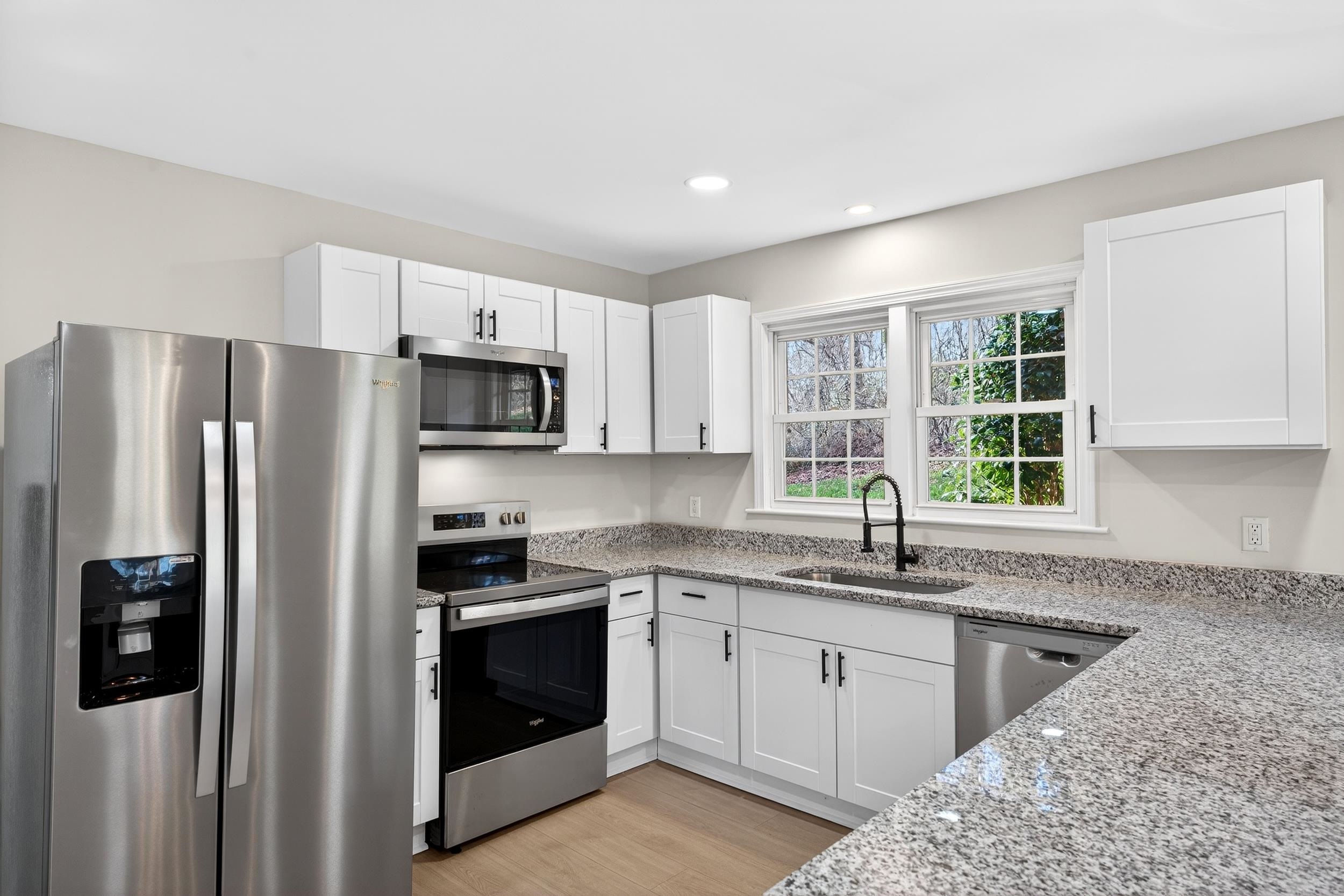 200 Tucker Road Spartanburg, SC 29306 - Photo 7 of 44