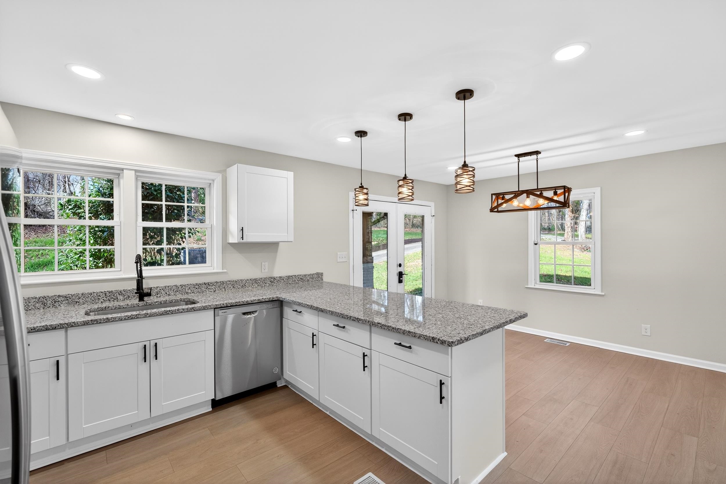 200 Tucker Road Spartanburg, SC 29306 - Photo 8 of 44