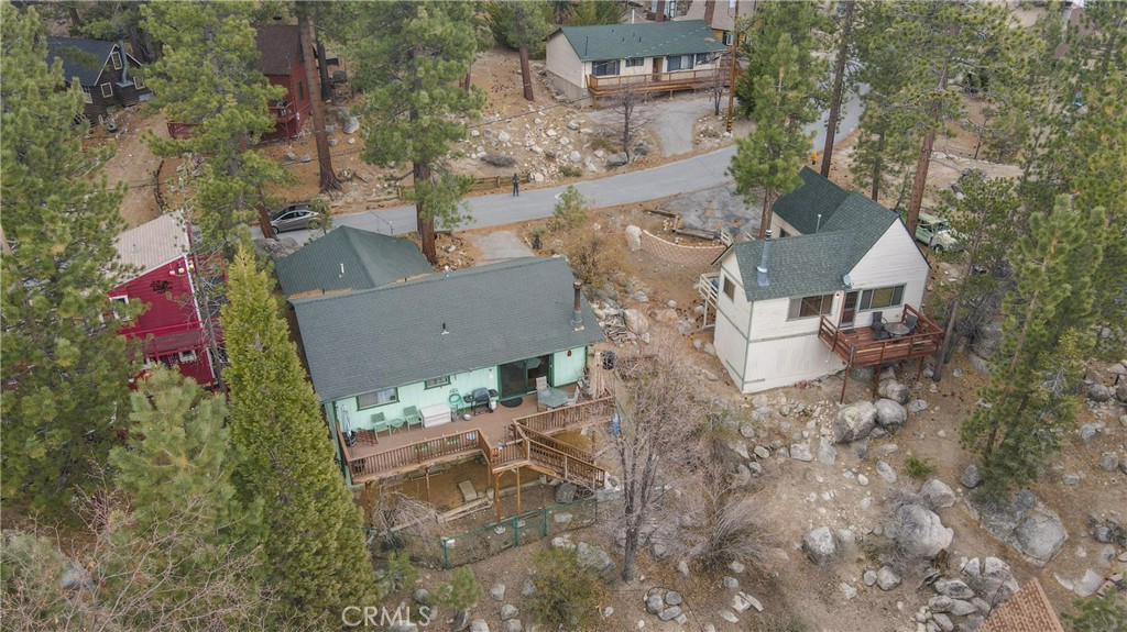 39177 Arapahoe Road Fawnskin, CA 92333 - Photo 38 of 39 an aerial view of residential house with outdoor space