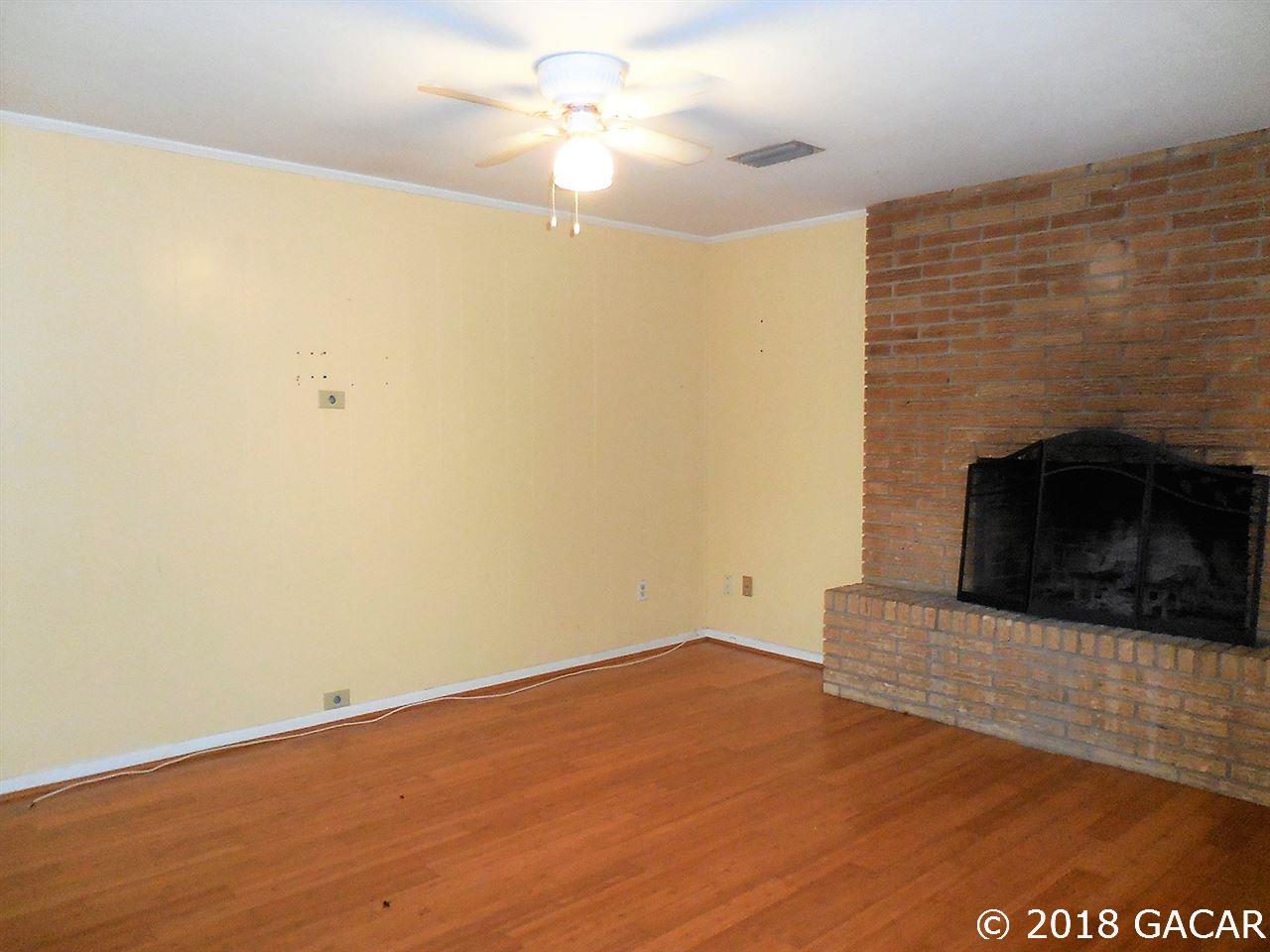 3826 Southwest 6th Place Gainesville, FL 32607 - Photo 2 of 11 Gallery Image 2