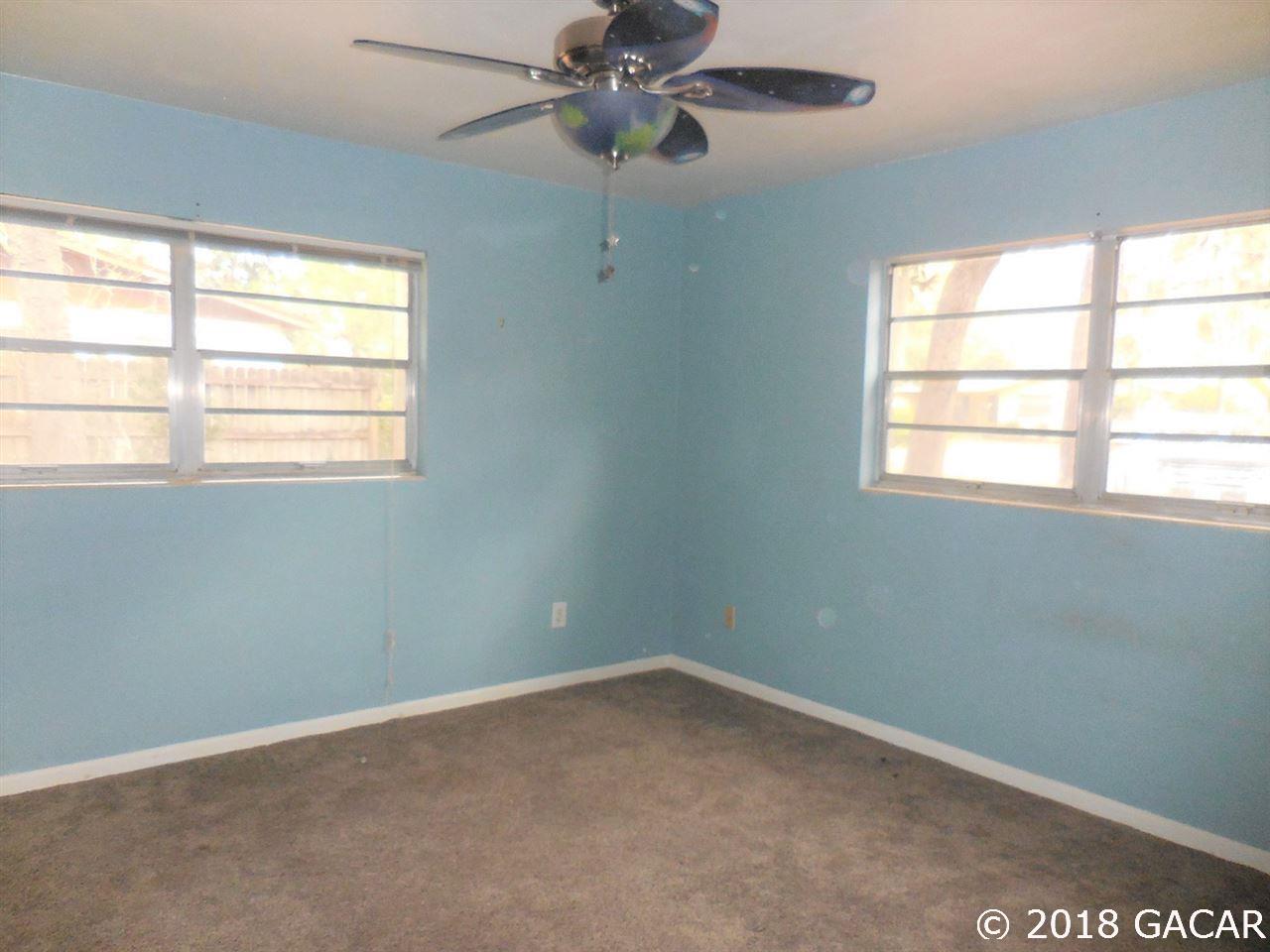 3826 Southwest 6th Place Gainesville, FL 32607 - Photo 8 of 11 Gallery Image 8